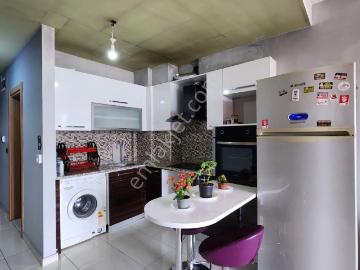 Yazırda Tramvaya Yakın Arakat 2+1 Yatay Eşyalı Kiralık Daire