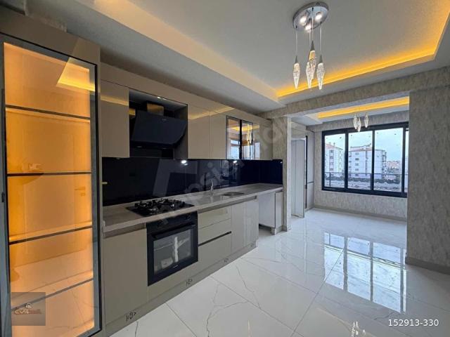 YAZIR ŞAFAK CADDESİ ÜZERİ ULTRA LÜX 2+1 ARA KAT DAİRE