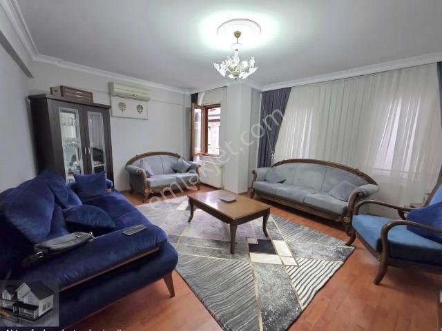 Yazma Defterdar Mahallesi'nde Satılık 3+1 Geniş Daire