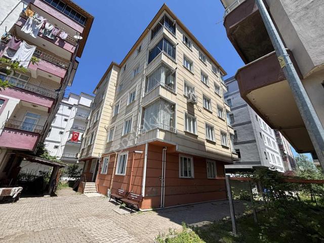 Yg'den Liseler Mh. Çarşı İçi Bahçeli, Krediye Uygun 90 M² Net