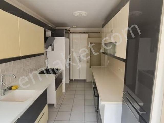 Yda Mehmet Akif Ersoy Sitesinde Kiralık 4+1 Daire