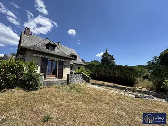 Ydes 15210 Achat / Vente maison 5 pièces t5