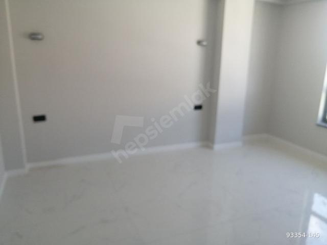 YEŞİLTEPE MH DE 3+1 ARA KAT 160 M2 ÖZEL GARAJLI SİTE İÇERİSİN DE KİRALIK 0 DAİRE
