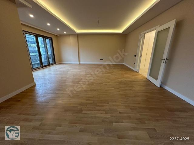 YEŞİLYURT EMLAKTAN PRESTİJLİ 4+SALON 200M2 SATILIK ARAKAT DAİRE
