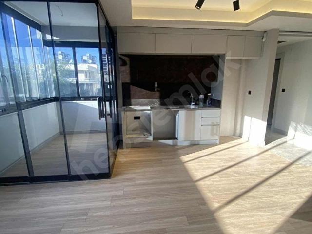 YEŞİLOBA DA LÜX SİTE İÇERİSİNDE 2+1 SATILIK DAİRE