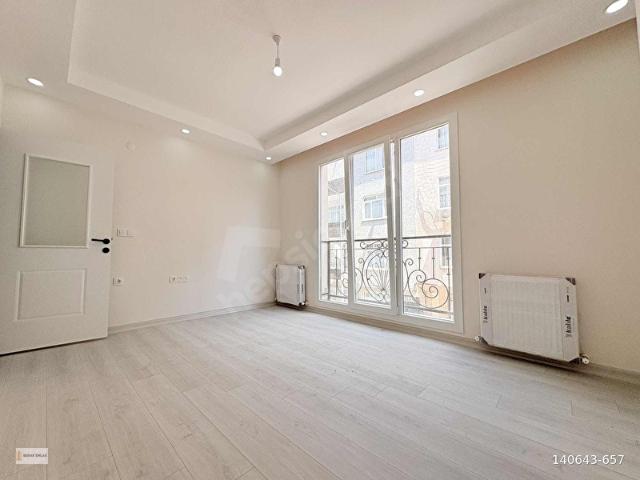 YEŞİLOVA SIFIR SATILIK 2+1 75m2 BALKON ASANSÖR 1.KAT UYGUN