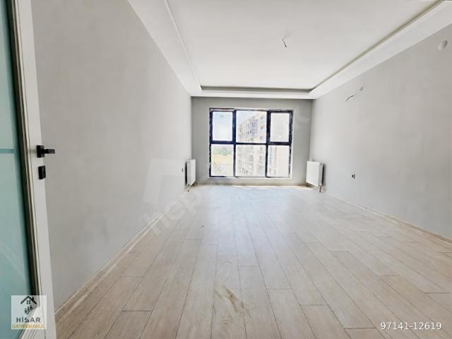 YEŞİLOVADA TREN VE ANA BULVARA YAKIN SIFIR 2+1 DAİRE ÇİFT BANYO
