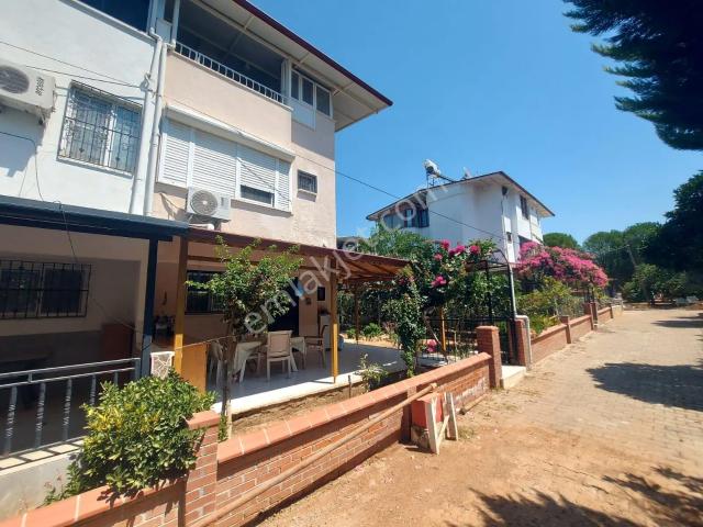 Yeşil Akbük Sitesi'nde Geniş 3+1 Eşyalı, Geniş Bahçeli Villa