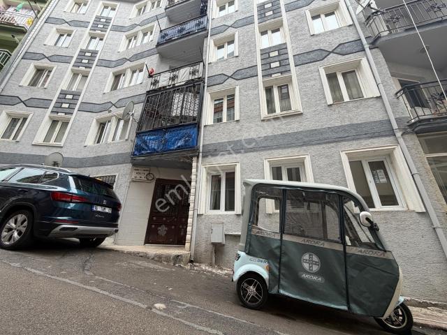 Yeşil Mah. 100 M² 2+1 | Giriş Kat | Bahçeli | Kombili