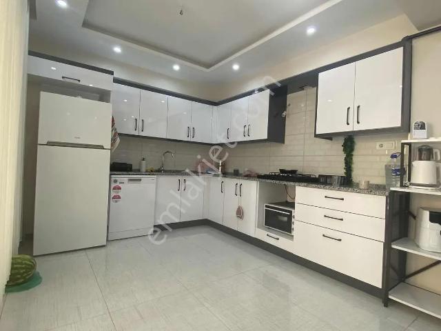 Yeşil Mahalle Hastane Yanı 2+1