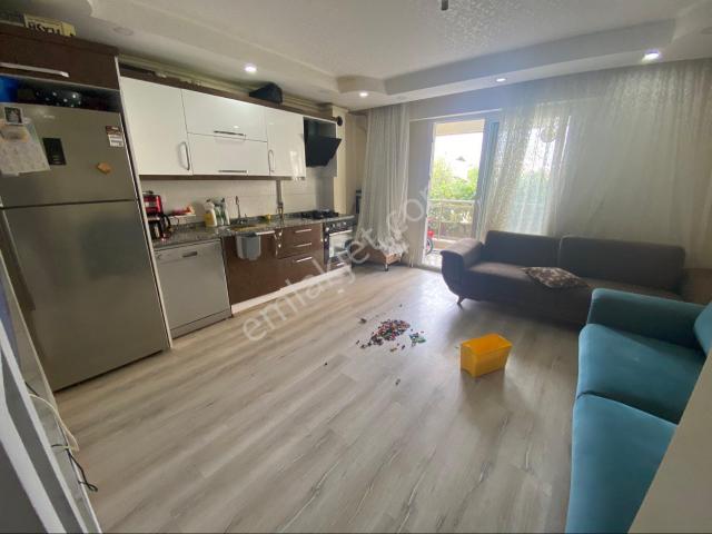 Yeşil Mahallede Köşe Başı 2+1