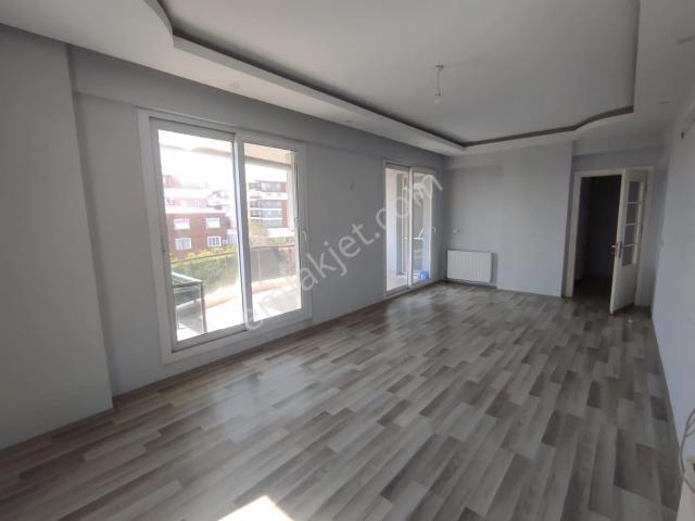Yeşil Mahallede Ara Kat Ve Doğalgazlı 3+1 Kiralık Daire