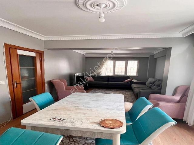 Yeşil Park Evlerinde Full Eşyalı Bahçeli 2+1 Kiralık Daire