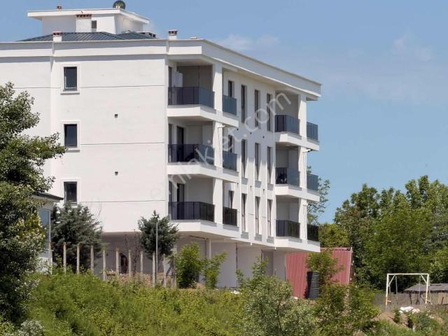 Yeşilırmak Mahallesinde Irmak Manzaralı Fırsat 2+1 Daire