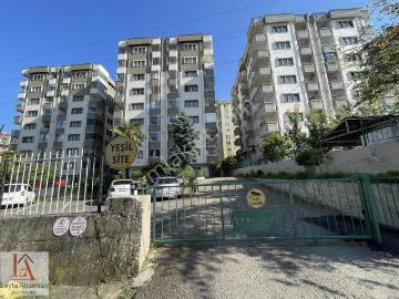 Yeşil Sitede Yerden Isıtmalı Satılık Fırsat 3+1 Daire