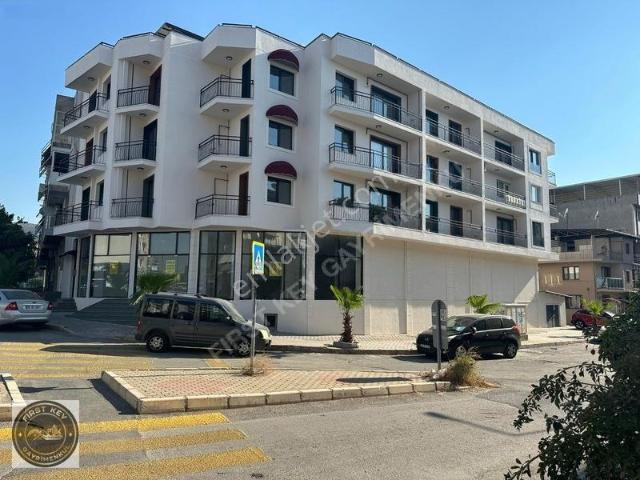 Yeşilova Abdi İpekçi'de Satılık Lüks 3+1 Dubleks 70m² Teraslı