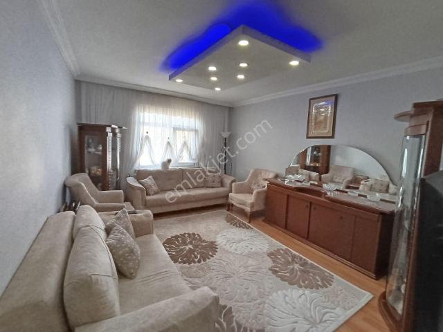 Yeşilova'da 2+1 Mükemmel Manzaralı Daire