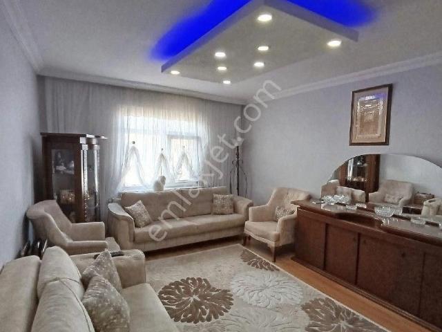 Yeşilova'da 2+1 Mükemmel Manzaralı Hisseli Tapu Daire