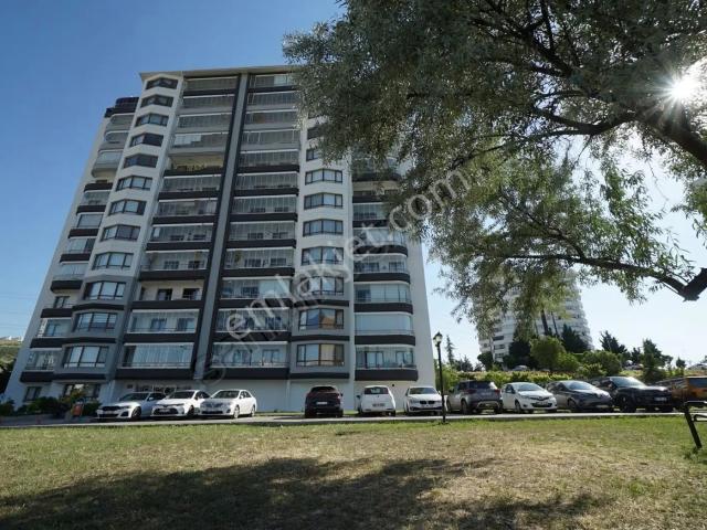 Yeşilbağlıca Sitesi 4+1