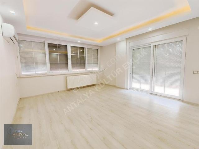 Yeşilbayırda Havuzlu Site İçerisi 2+1 Ayrı Mutfak Satılık Daire