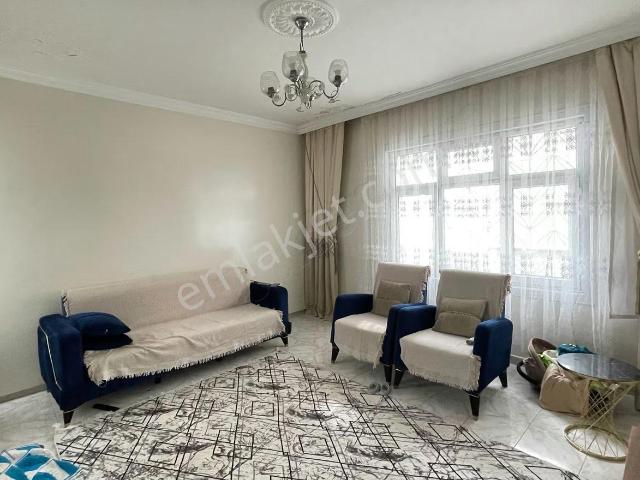 Yeşilevlerde 2 Katlı Müstakil Daire