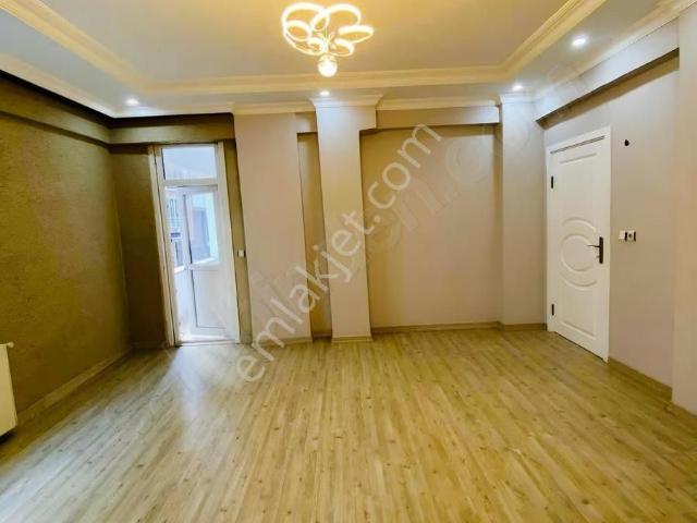 Yeşilkent Mah İnnovia 2 İn Altında Satılık 2+1 Ara Kat Daire