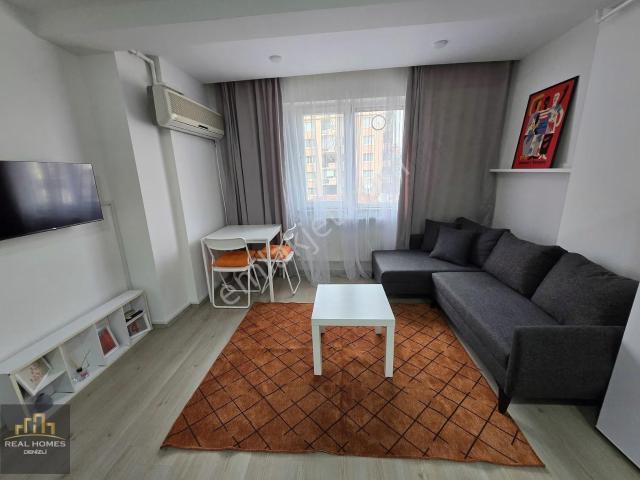 Yeşilköy Caddesi Nde Eşyalı Kiralık 1+1 Daire