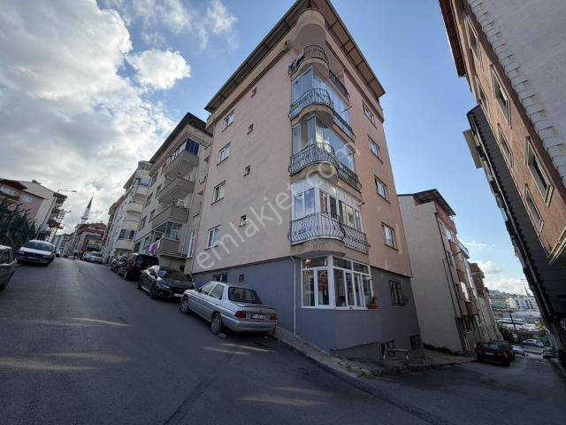 Yeşilköy Pelitli Mah.kiralık Daire 2 +1 Doğalgazlı