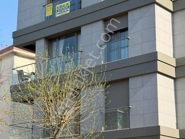 Yeşilköy'de Merkezde Lüks Teraslı Sıfır Binada Dubleks