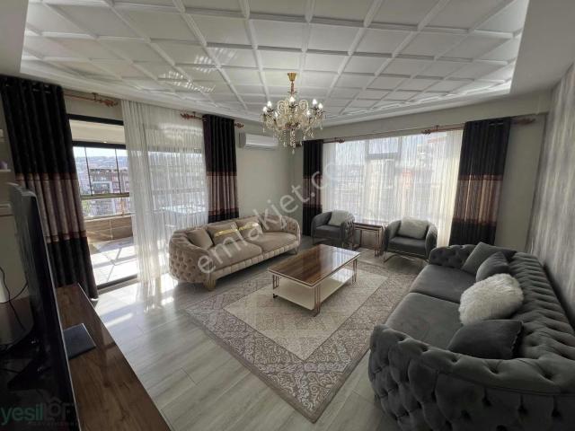 Yeşilloftan Satılık 4+1 Daire