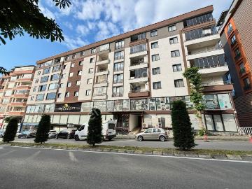 Yeşiltepe Anayol Üzeri Merkezi Konum Geniş Kiralık Daire