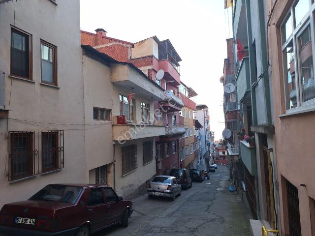 Yeşiltepe Mah Kiralık Doğalgazlı Ferah Daire 3+1!