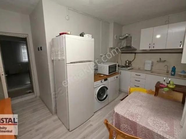Yeşiltepe'de Meyve Bahçeli Bakımlı Masrafsız Müstakil Ev