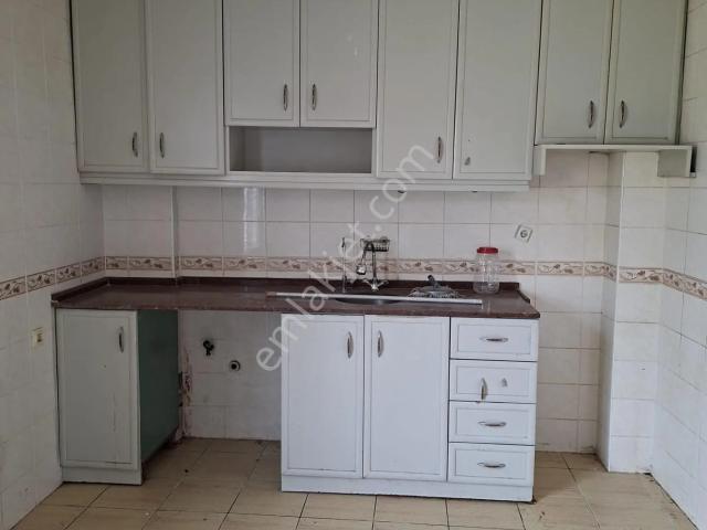 Yeşilyurt 4 3katı Müstakil 4cephe Açık 130m2 Aylık 18,000tl Yıl185,000tl Mavi Bulvara Yakın Salı Paz