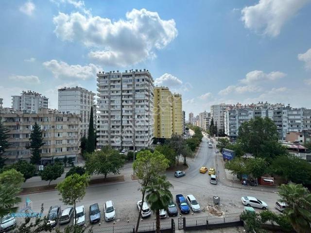 Yeşilyurt duygu Cafe Yakını 3+1+d.gazlı Eşyalı Kiralık Daire.