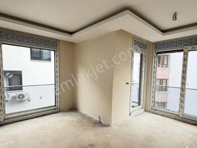 Bakırköy Yeşilyurt'ta Sıfır Bina 3+1 Satılık Daire