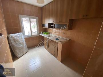 Yeşilyurt Mahallesi Metroya Yakın 2+1 Kiralık Müstakil Cazip !