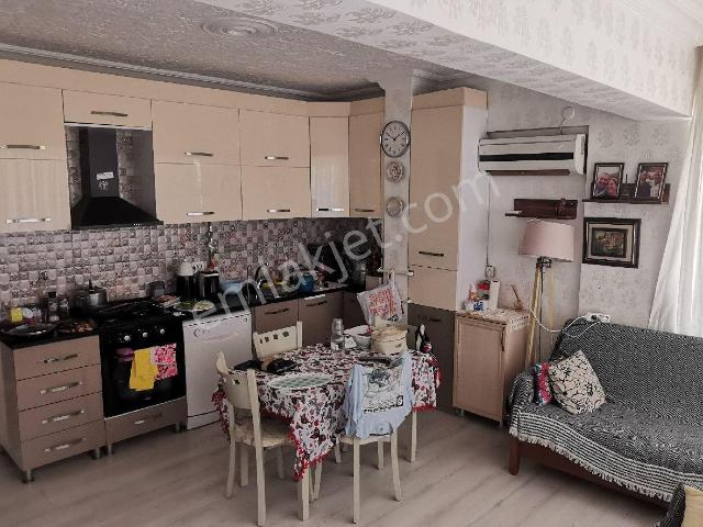 Yeşilyurt Mahallesinde 2+1 Amerikan Mutfak Doğalgazlı Satılık Daire Merkezi Konum