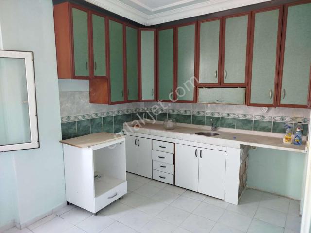 Yeşilyurt Menzil Fırın Civarı 3+1 140 M 2 Balkonlu Asansörlü Kiralık Daire