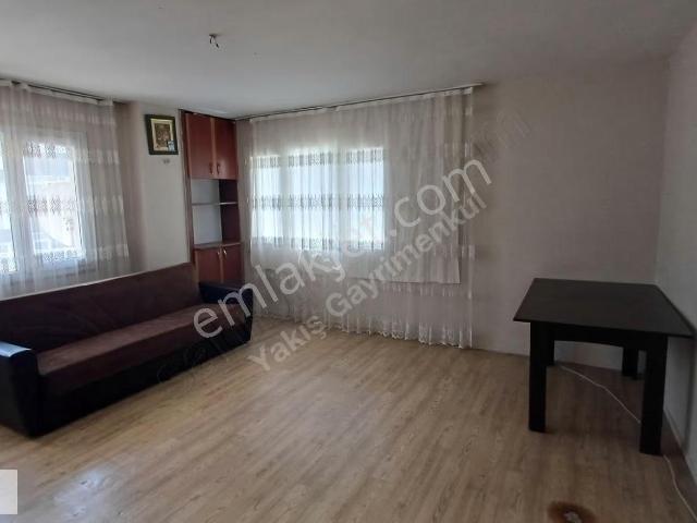 Yeşilyurt Merkezde 3+1 Kiralık Daıre