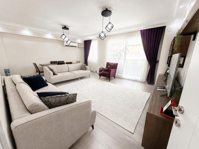 Yeşilyurt Merkezde Geniş, Özel Tasarımlı 3+1 Lüx Satılık Daire