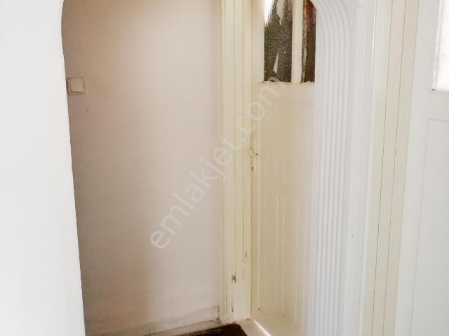 Yeşilyurt Ta Satılık 4 Katlı 3+1 Kapalı Mutfak Satılık Cazip Ev