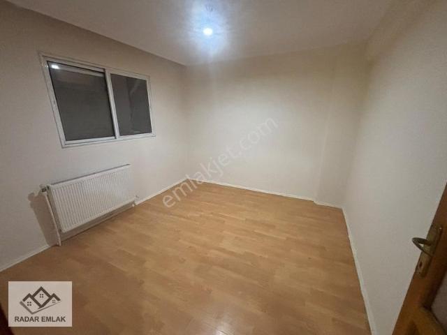 Yeşilyurt Vatan Mahallesinde 155 M2 Geniş 3+1!