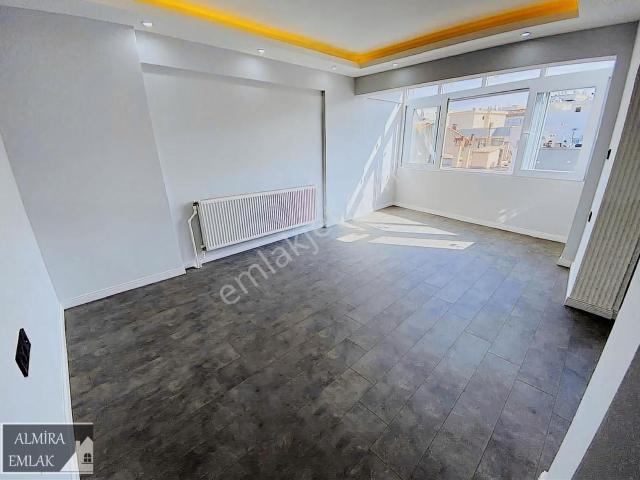 Yeşilyurt Yonca Pastane Üstü Bakımlı Doğalgazlı 2+1 Daire