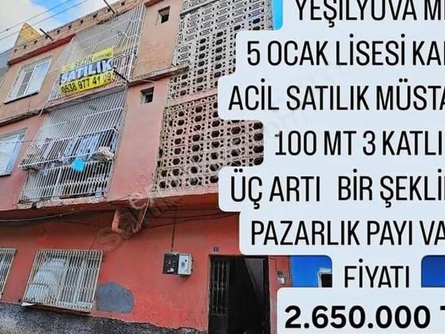 Yeşilyuva Mh 5 Ocak Lisesi Karşısı 100 Mt 3 Katlı Müstakil Ev