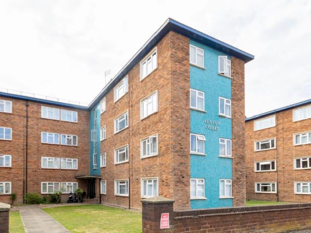 Yenton Court, Chester Road, Erdington B24, 2 bed flat to rent, £1,050 pcm | PrimeLocation