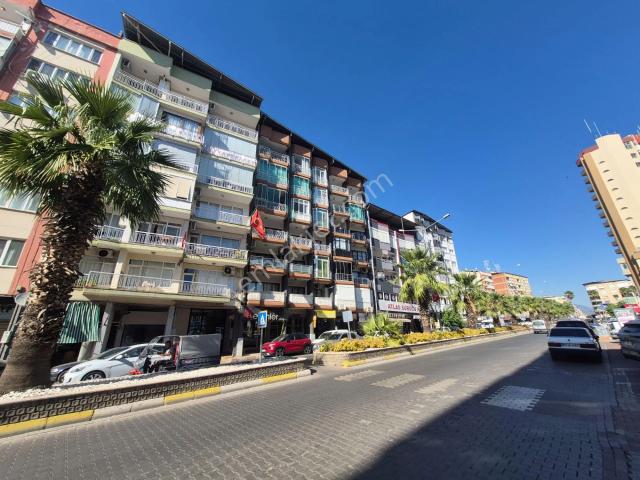 Yeni Mah.'de Ordu Caddesi'nde 4+1 Kiralık Daire