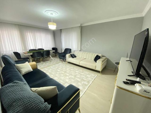 Yeni Mah' Site İçi Otoparklı Kiralık 3+1 Daire