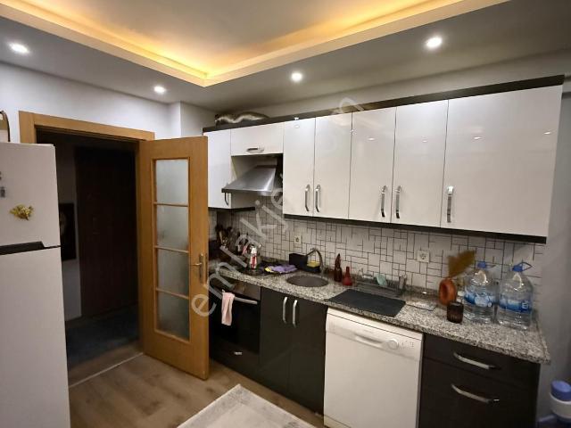 Yeni Mahalle Daire 1+1 55m2 3 Katınının 3 Katı Açık Mutfak Özelikli Petek Kombili