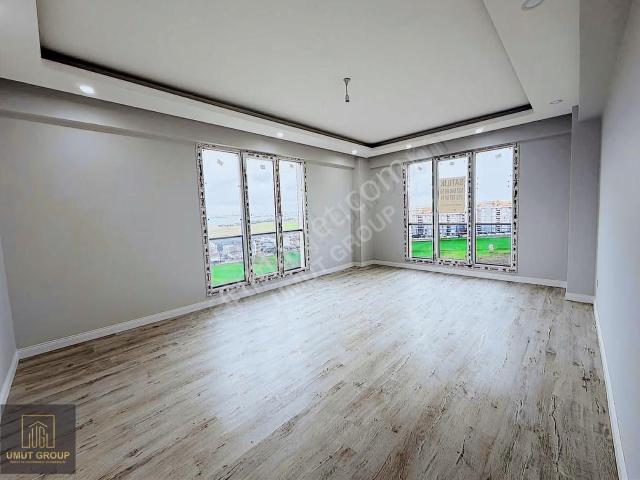 Yeni Mahalle De Satılık 3+1